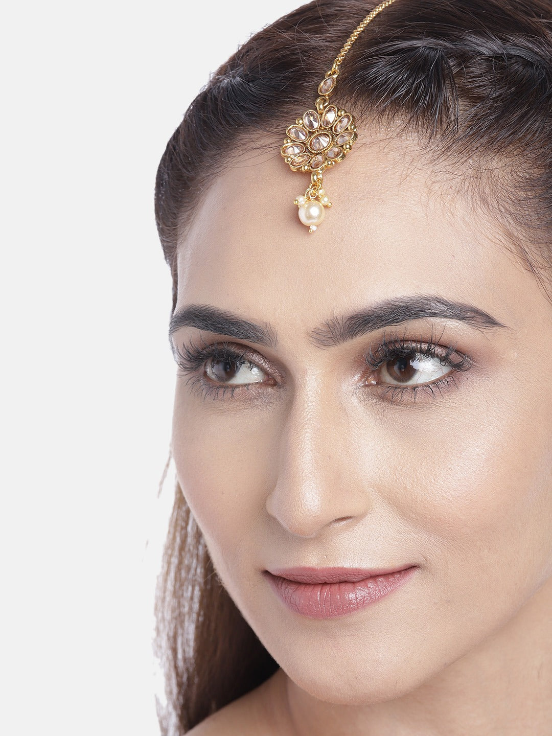 Off-White Gold-Plated Stone-Studded & Beaded Floral Shaped Maang Tikka
