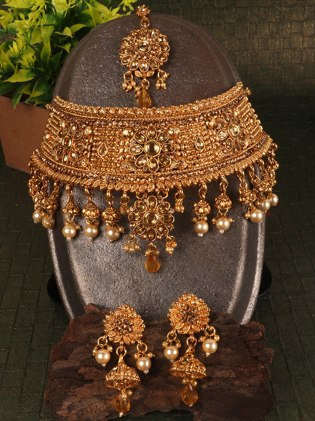 Traditional Gold Plated Floral Stone Studded Choker Set