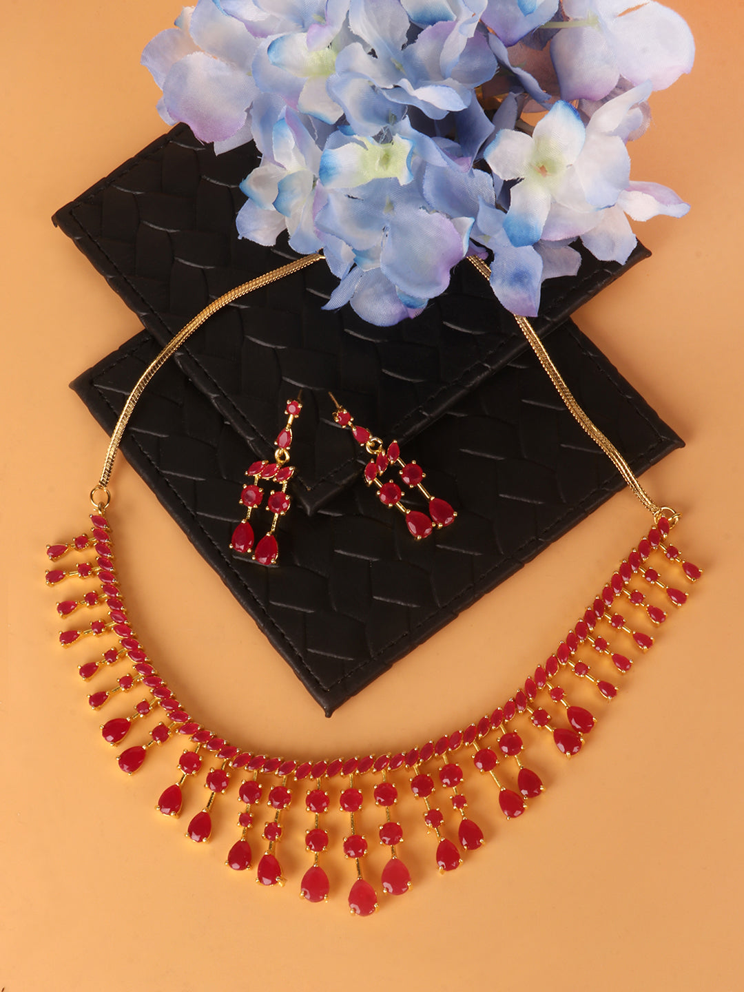 Pink & Gold-Plated Stone-Studded Leaf Shaped Jewellery Set