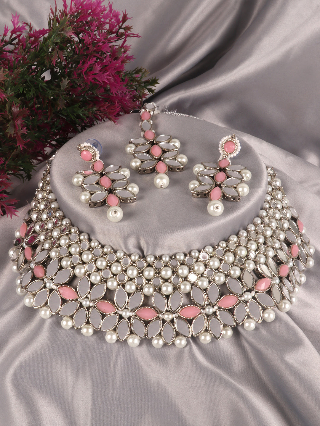 Silver-TOned & Pink Traditional Stone Studded & Pearls Jewellery Set