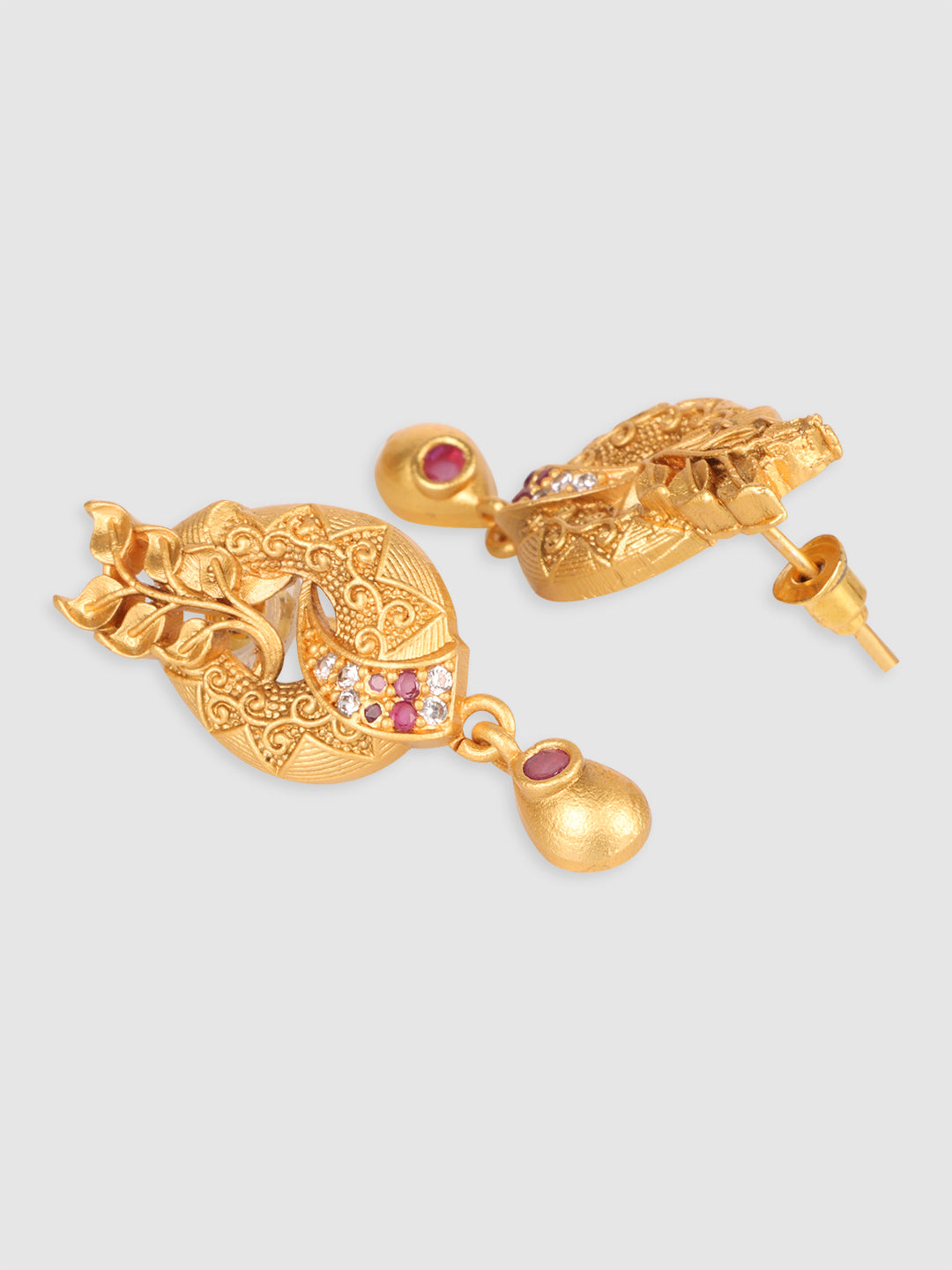 Gold-Plated Stone-Studded & Beaded Jewellery Set