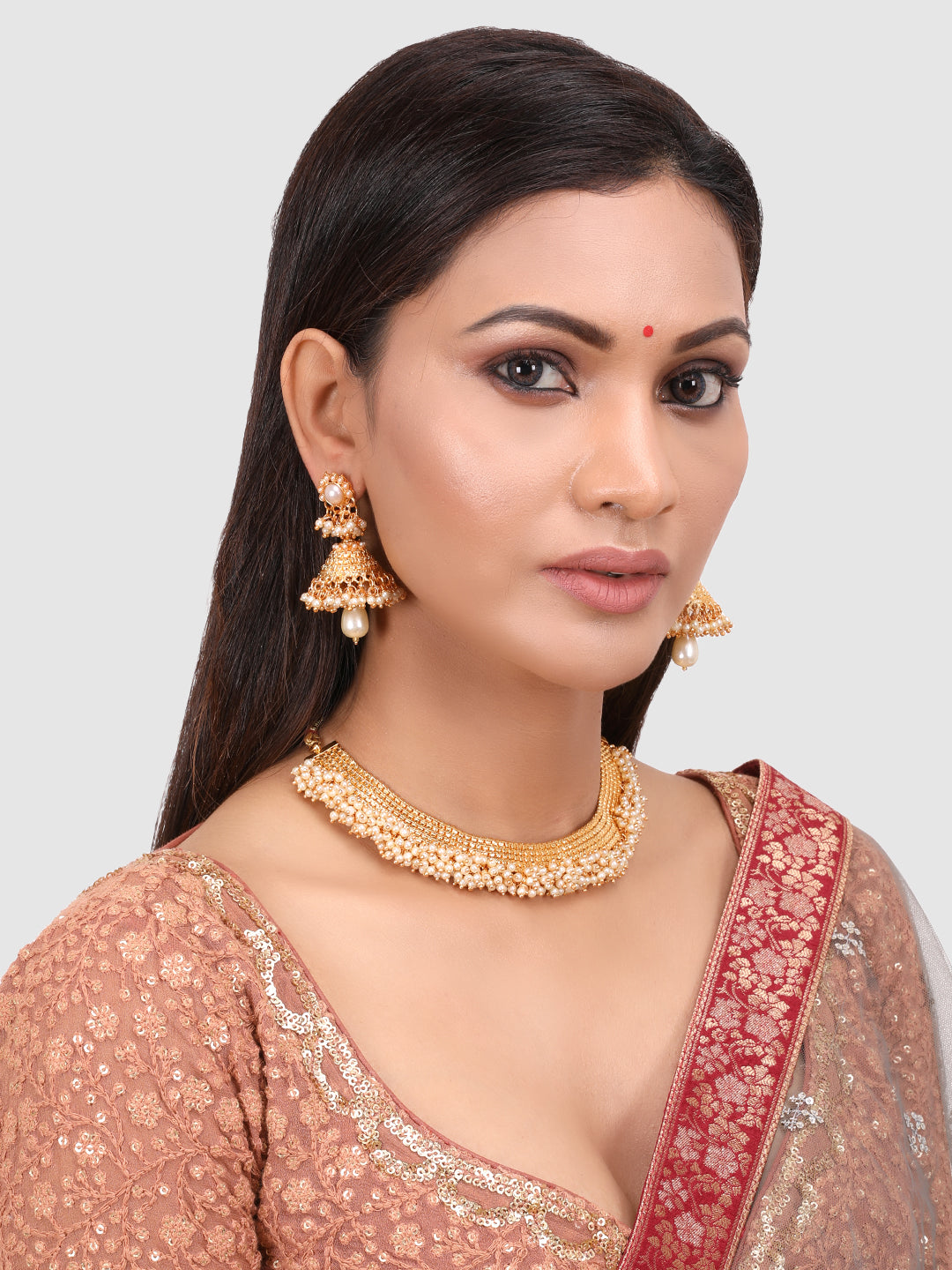 White Gold-Plated Pearl Necklace with Earrings