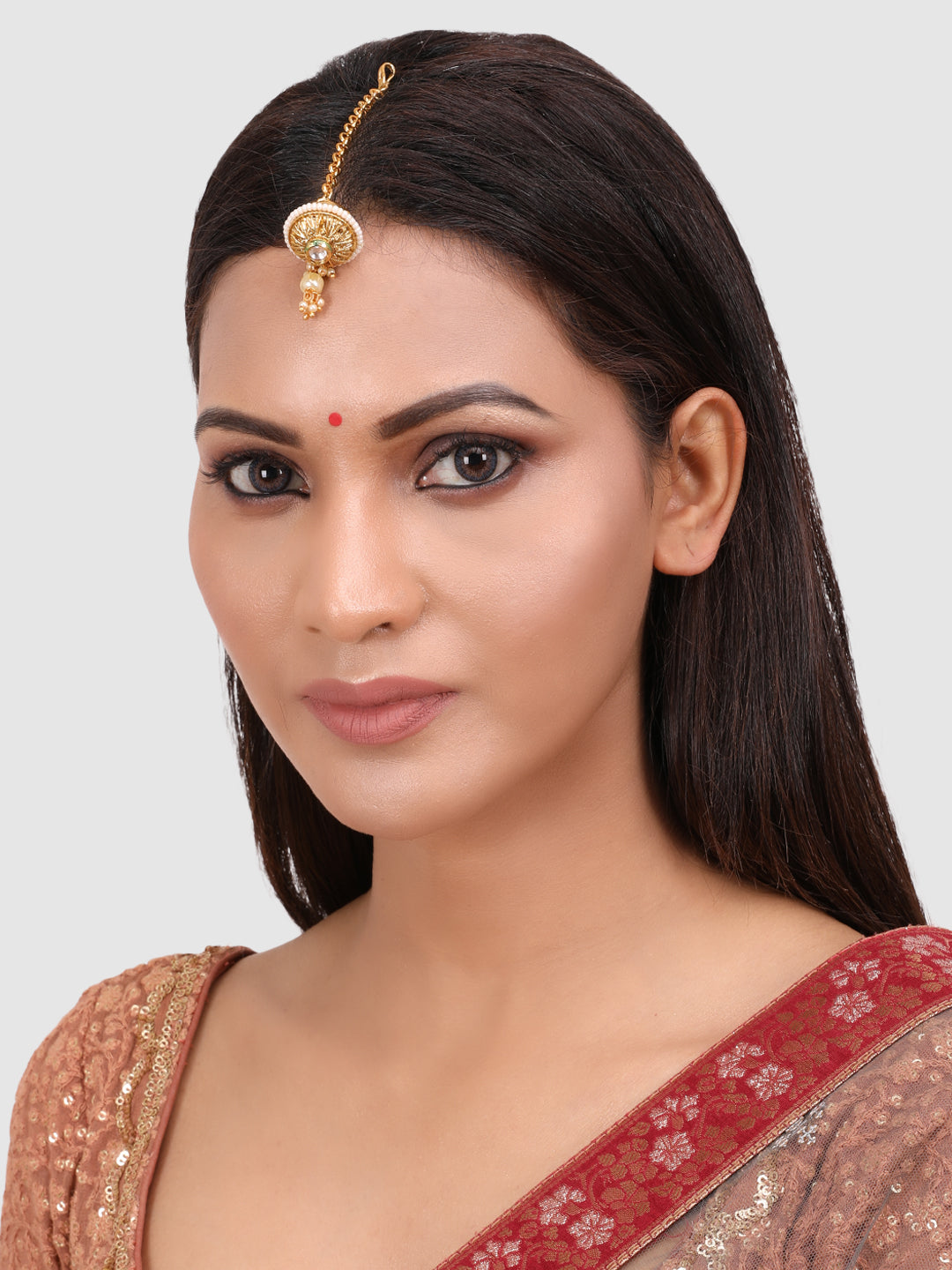 Gold-Plated White Kundan-Studded & Pearls Beaded Borla Style Maangtika