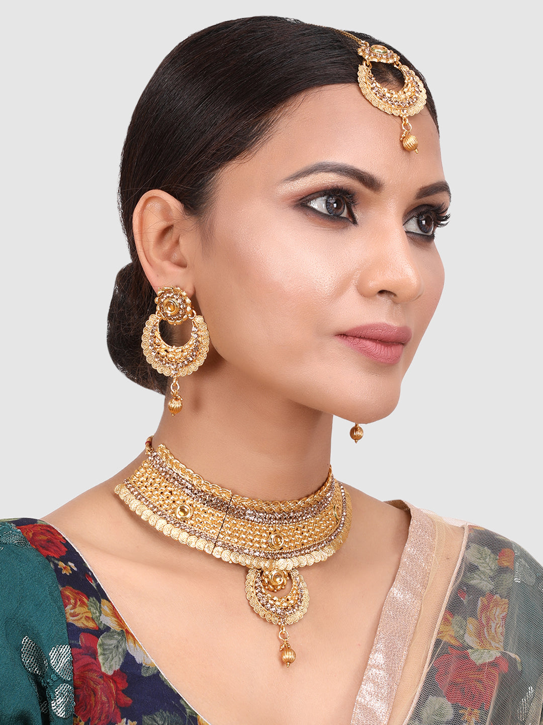 Gold-Plated Stone-Studded Traditional Bridal Jewellery Set