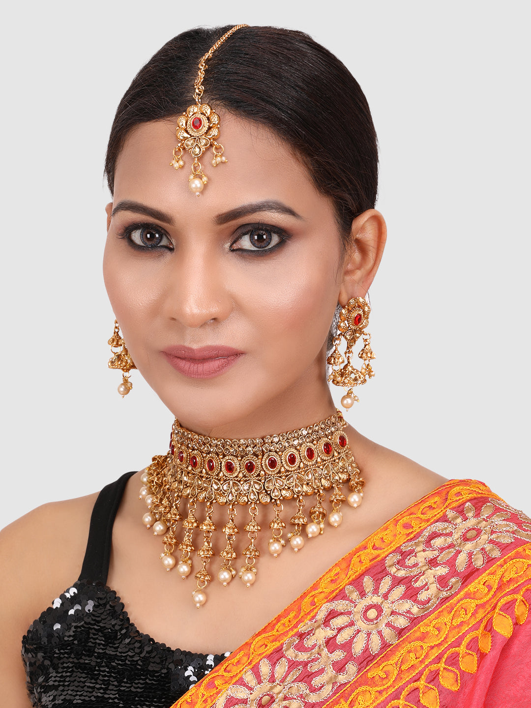 Gold-Plated Red & White Kundan-Studded & Pearl Beaded Vilandi Jewellery Set