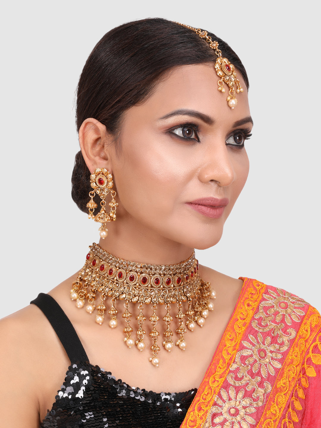 Gold-Plated Red & White Kundan-Studded & Pearl Beaded Vilandi Jewellery Set