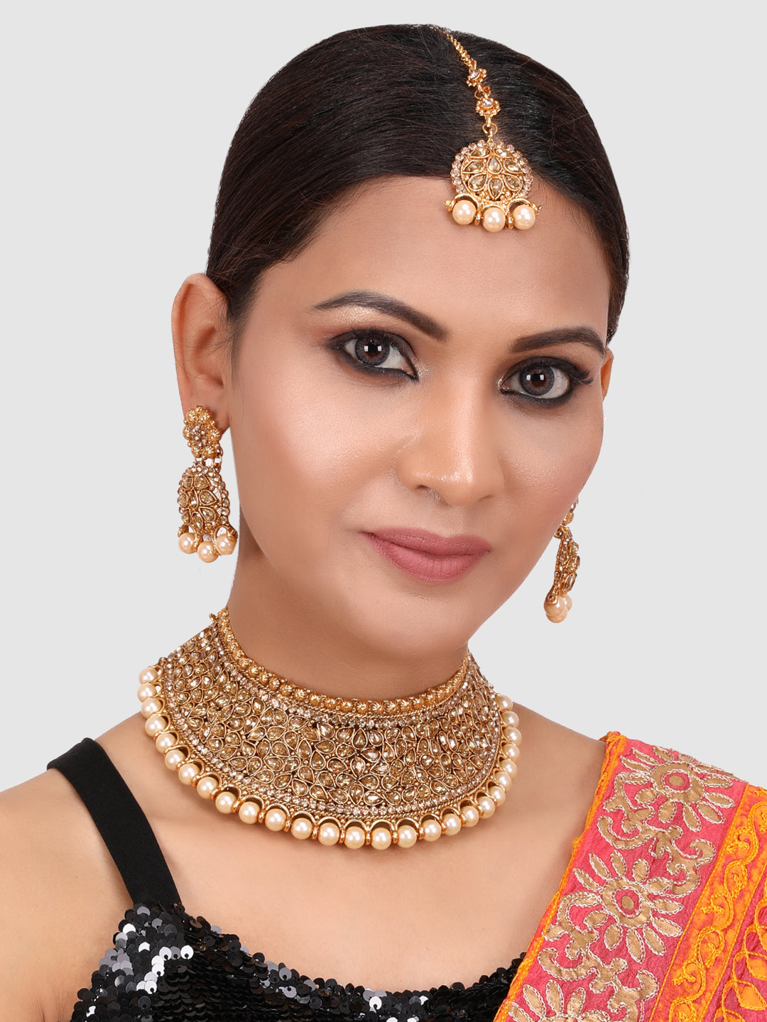 Gold-Toned Stone Studded Choker Set with Maangtika