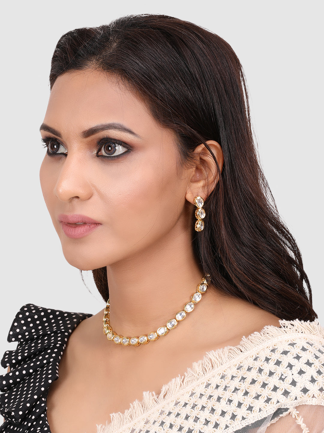 Gold-Toned Gold-Plated White Kundan-Studded Jewellery Set