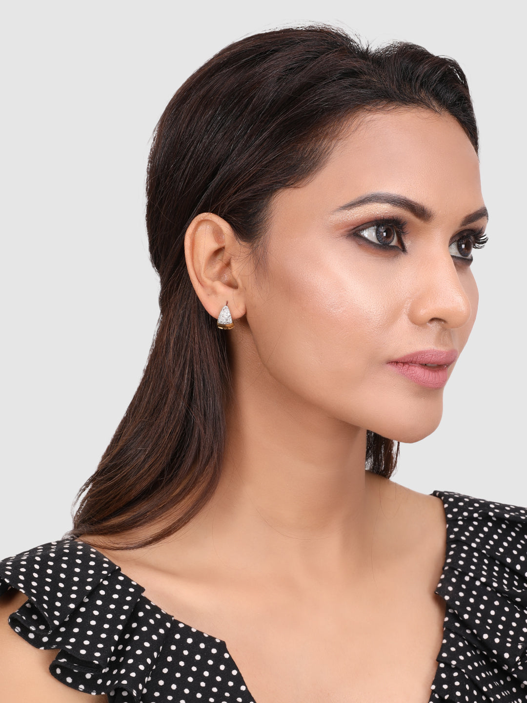 Set of 2 White & Gold-Plated Floral Hoop Earrings