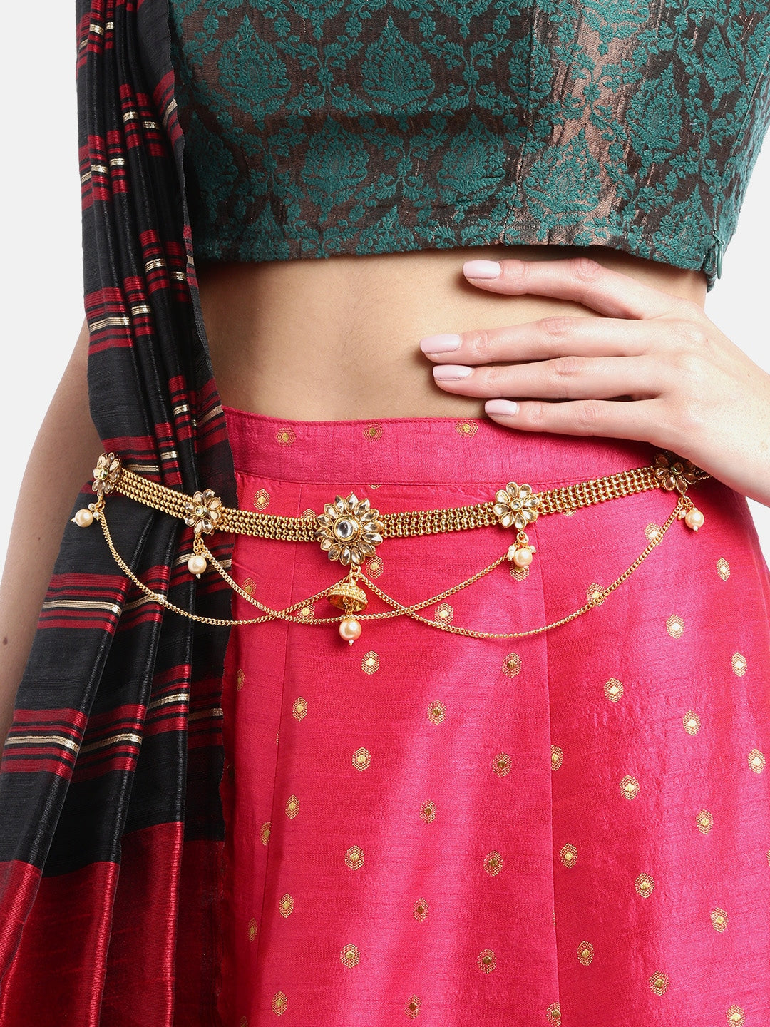 Off-White Gold-Plated Kundan Studded & Beaded Handcrafted Kamarbandh