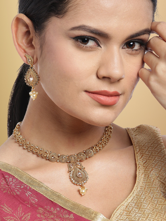 Off-White Gold-Plated Stone Studded & Beaded Handcrafted Jewellery Set