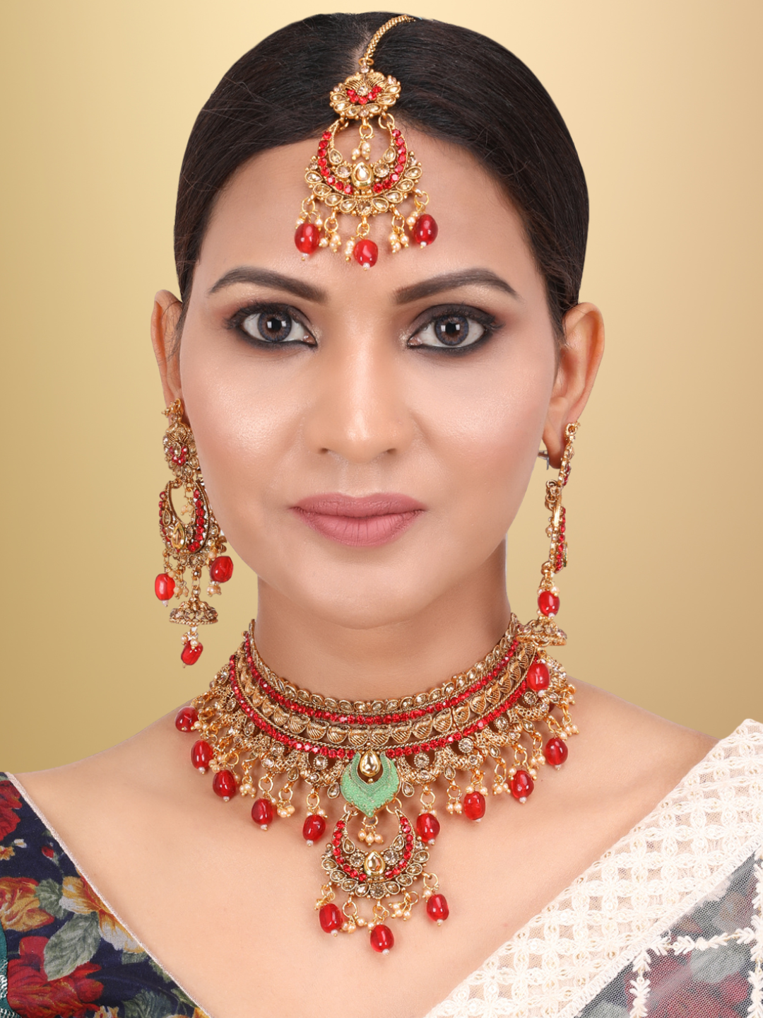 Gold-Toned & Red Stone-Studded Jewellery Set