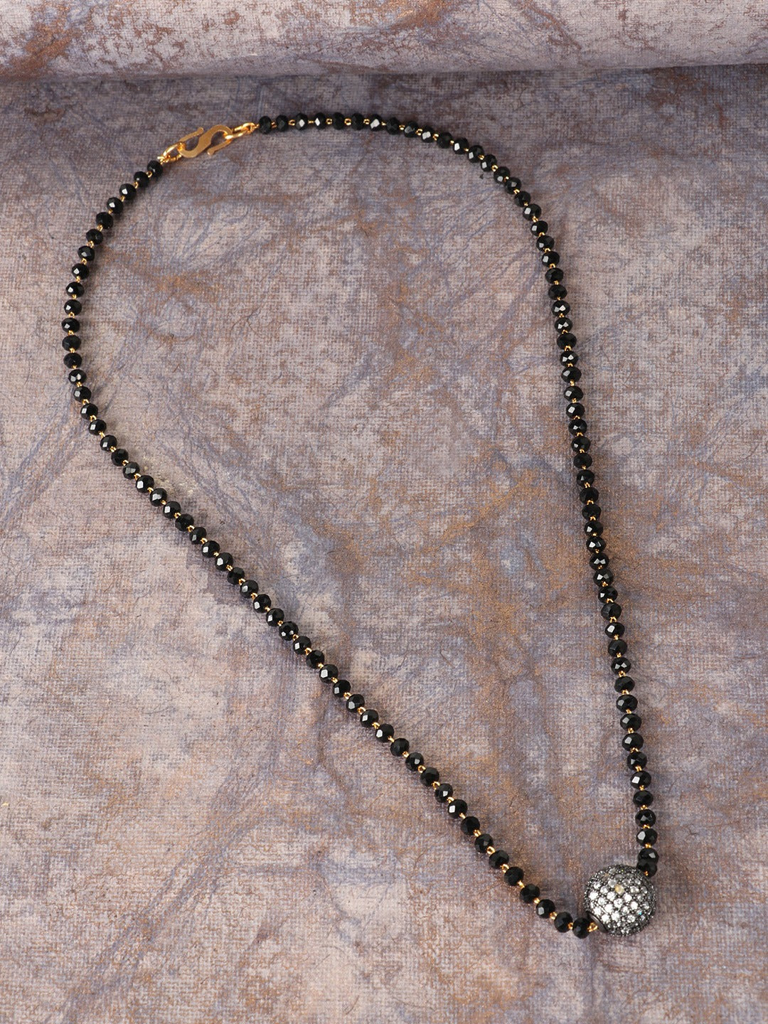 Jewels Gehna Black & Gunmetal-Toned Gold-Plated AD & Stone-Studded Mangalsutra