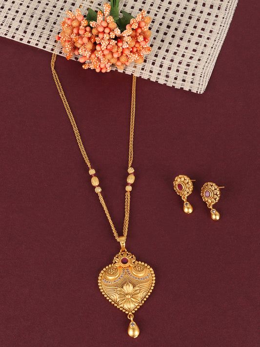 Gold-Plated Pink Stone Studded Traditional style Jewellery Set