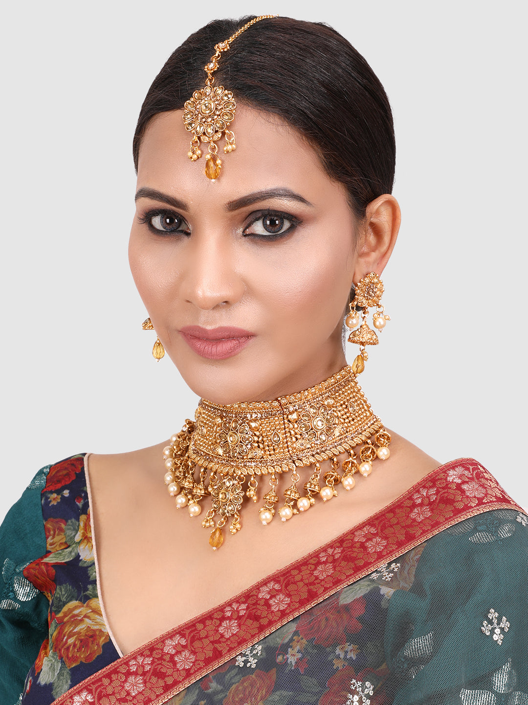 Traditional Gold Plated Floral Stone Studded Choker Set