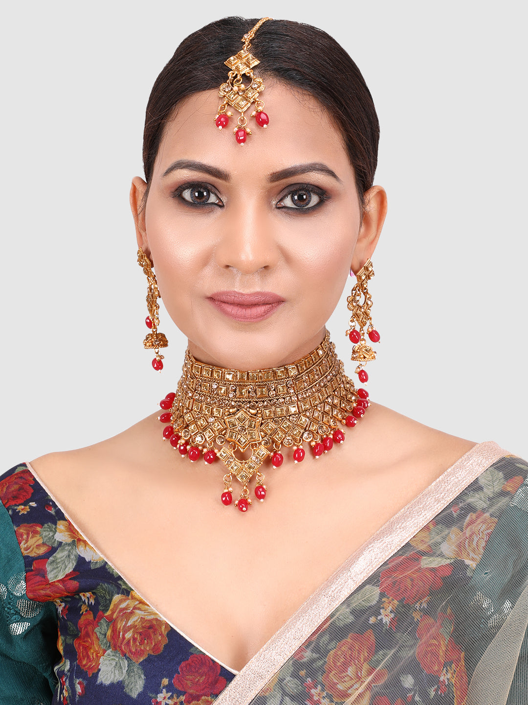 Gold-Plated & Red Kundan-Studded & Pearl Beaded Jewellery Set