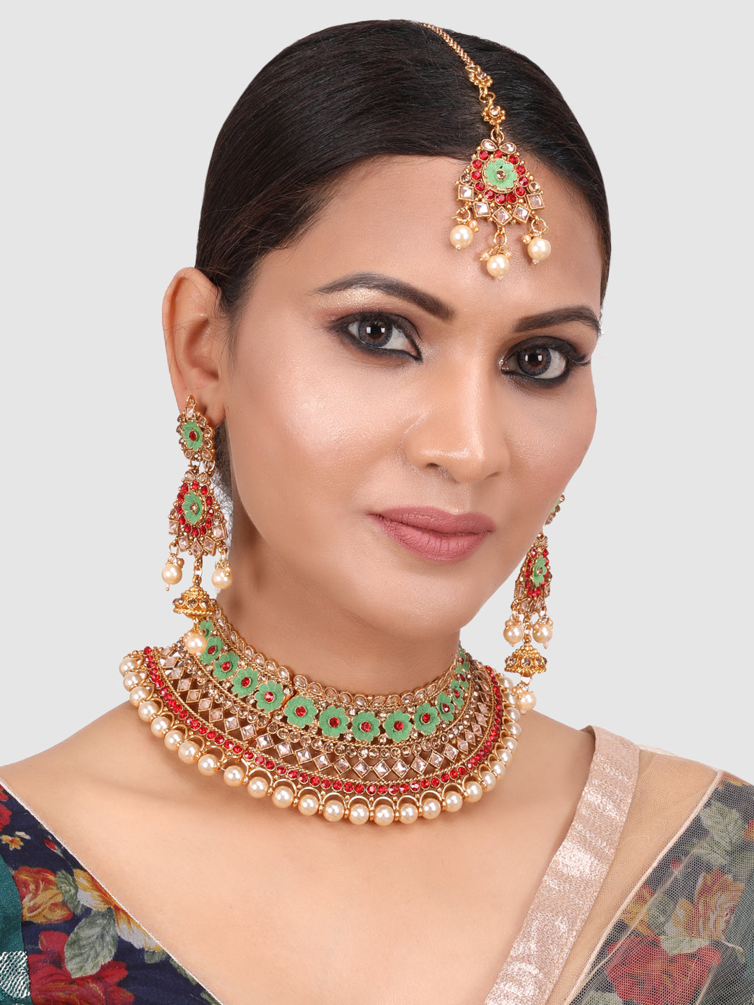 Woman Multi coloured Enamelled Choker with Jhumka Earring & Maangtika