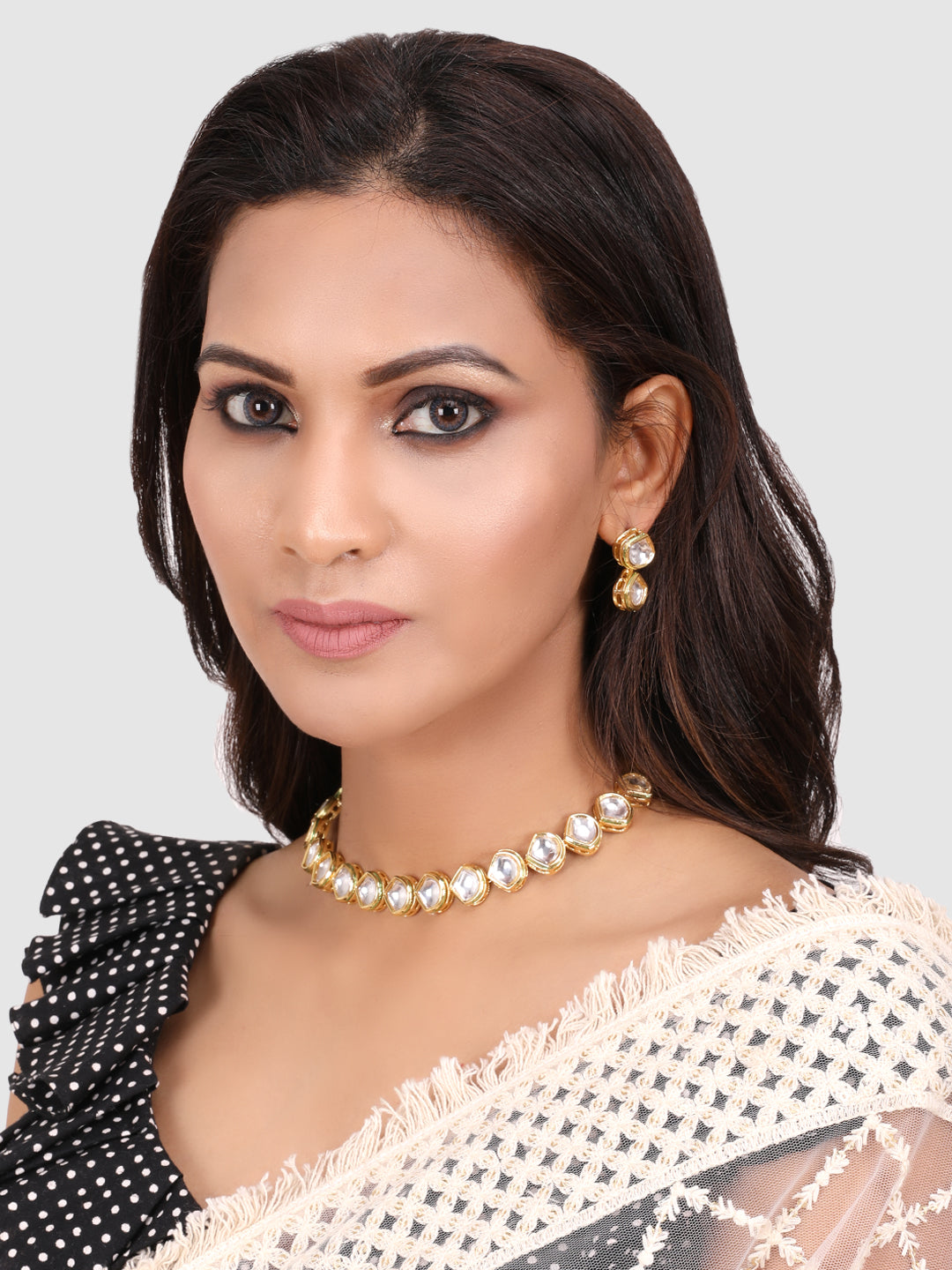Gold-Plated White Kundan-Studded Handcrafted Jewellery Set