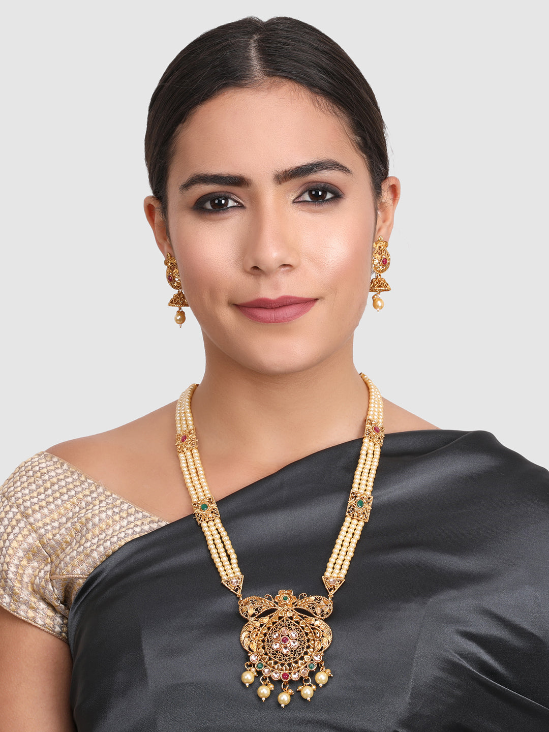 Gold-Plated Off White Pearl String AD-Studded Jewellery Set