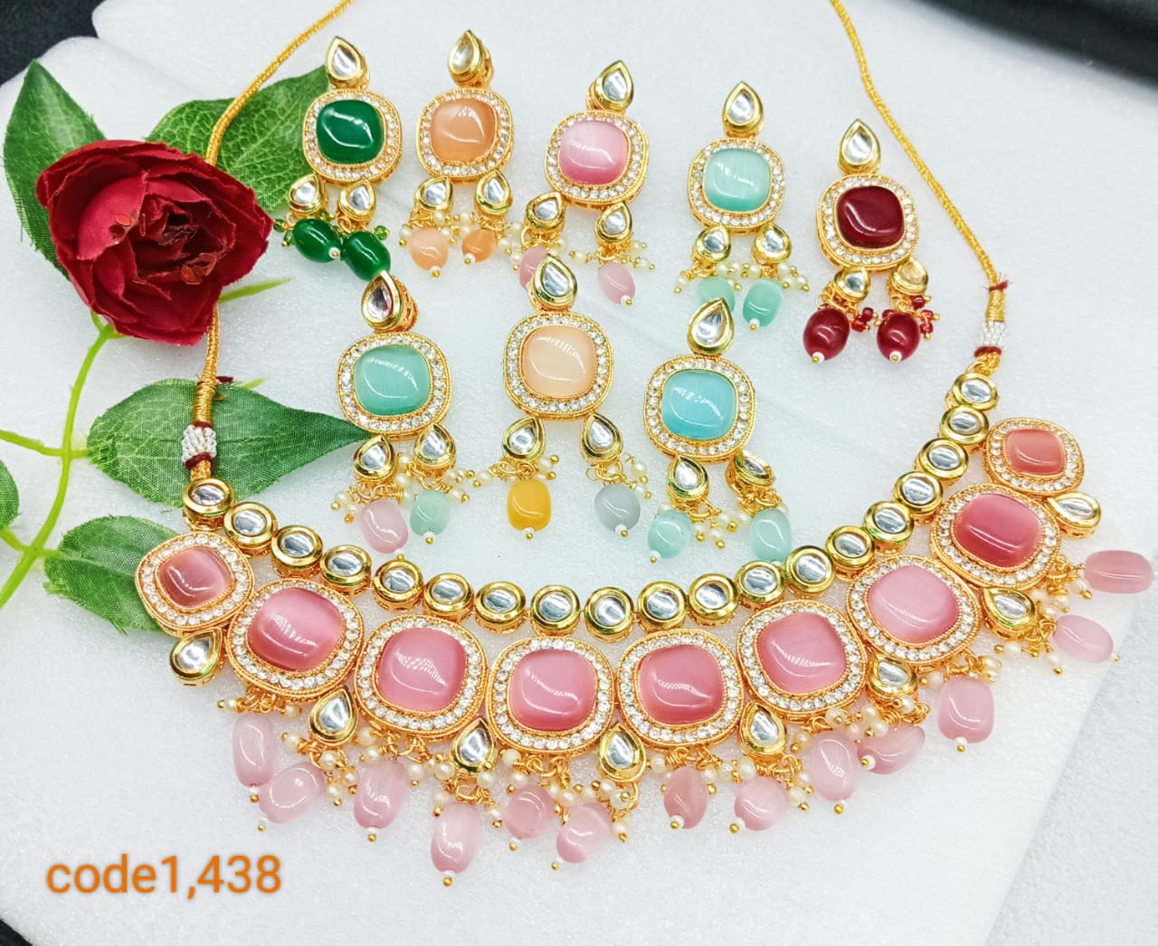 Stylish Colorful Kundan Necklace Set